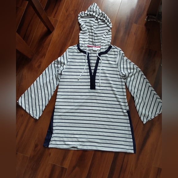 Cover up - Picture 1 of 2